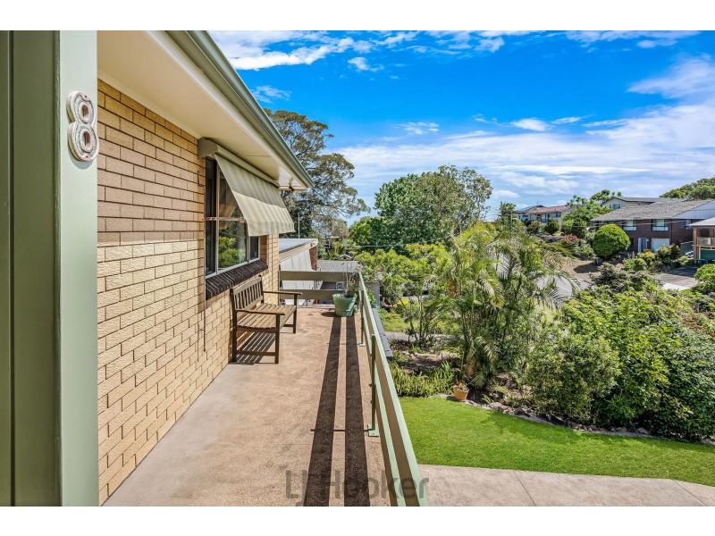 8 Haig Street, Belmont NSW 2280