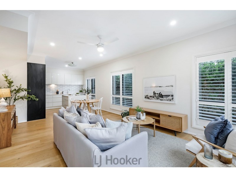 4/10 Queen Street, Warners Bay NSW 2282