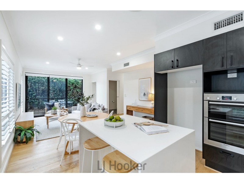 4/10 Queen Street, Warners Bay NSW 2282