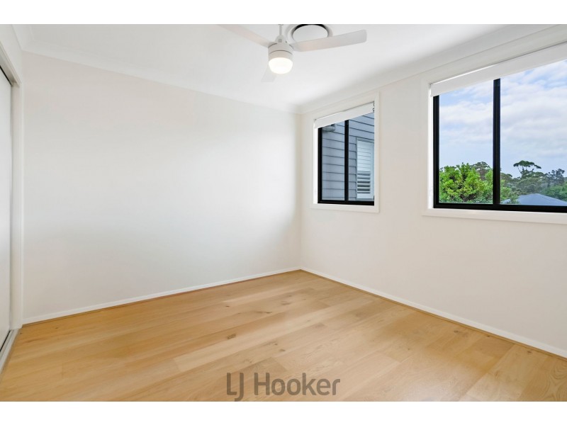 4/10 Queen Street, Warners Bay NSW 2282