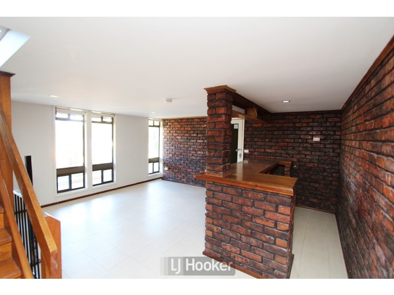 33 Lindsay Avenue, Valentine NSW 2280