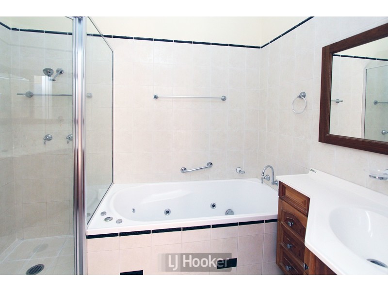 33 Lindsay Avenue, Valentine NSW 2280