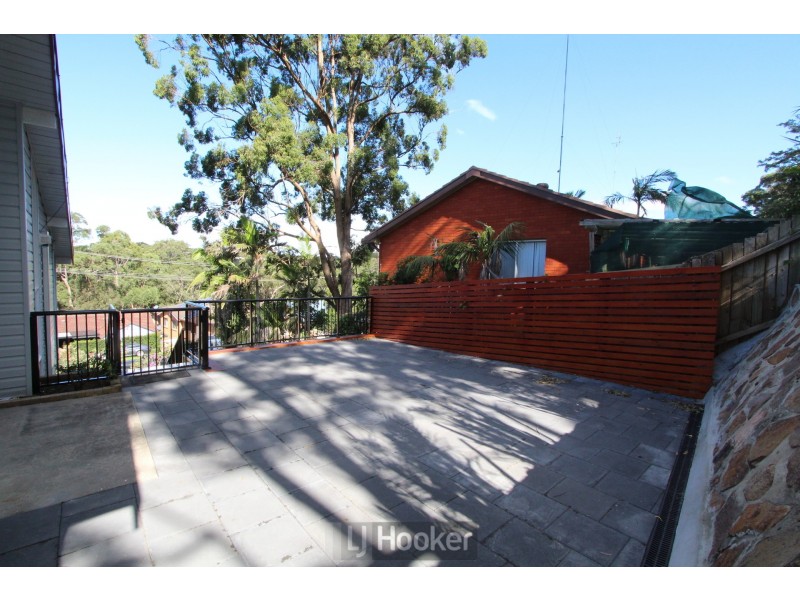 33 Lindsay Avenue, Valentine NSW 2280