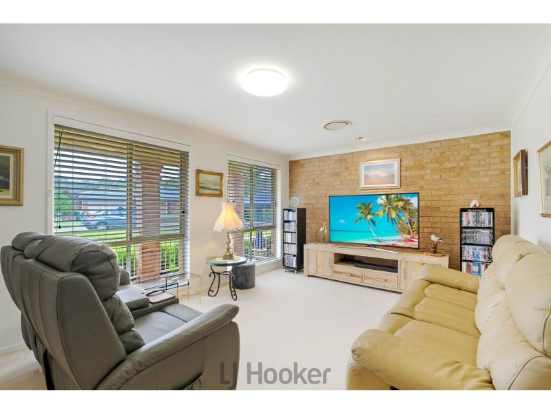 5 Westminster Close, Valentine NSW 2280