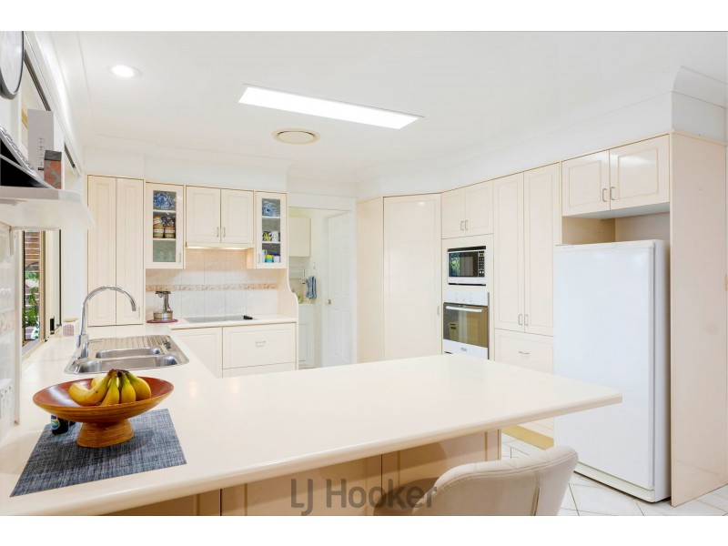 5 Westminster Close, Valentine NSW 2280