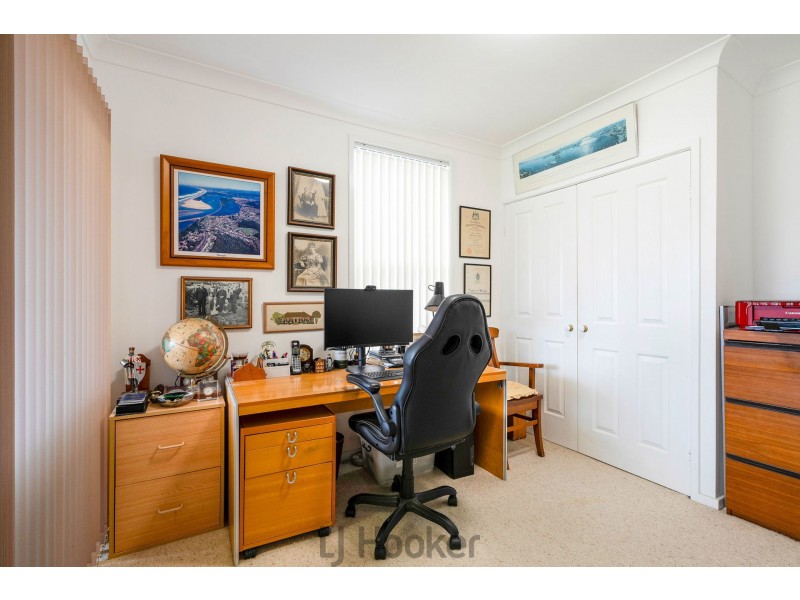 5 Westminster Close, Valentine NSW 2280