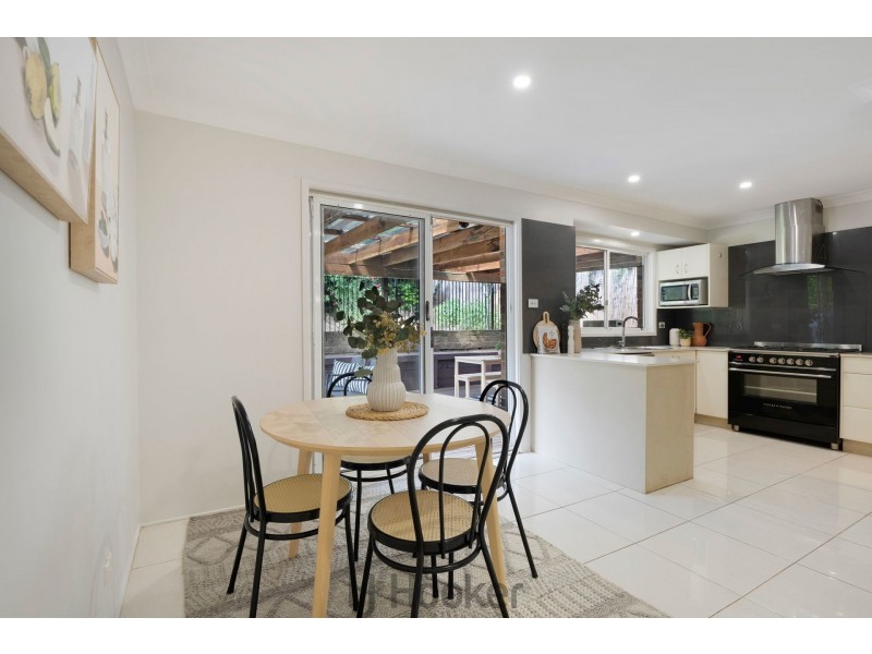 18 Whitby Street, Warners Bay NSW 2282