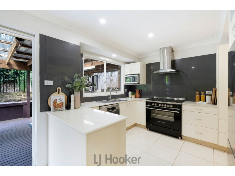 18 Whitby Street, Warners Bay NSW 2282