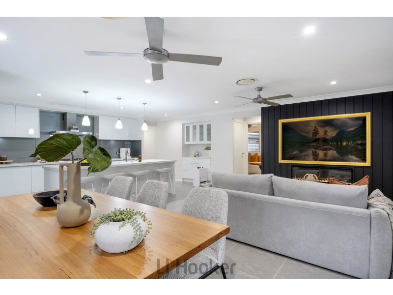 8 Rengor Close, Belmont North NSW 2280