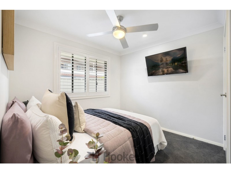 8 Rengor Close, Belmont North NSW 2280