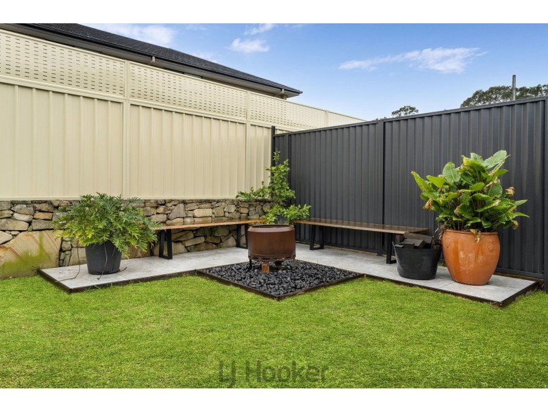 8 Rengor Close, Belmont North NSW 2280