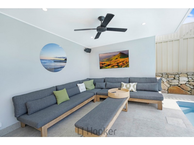 8 Rengor Close, Belmont North NSW 2280