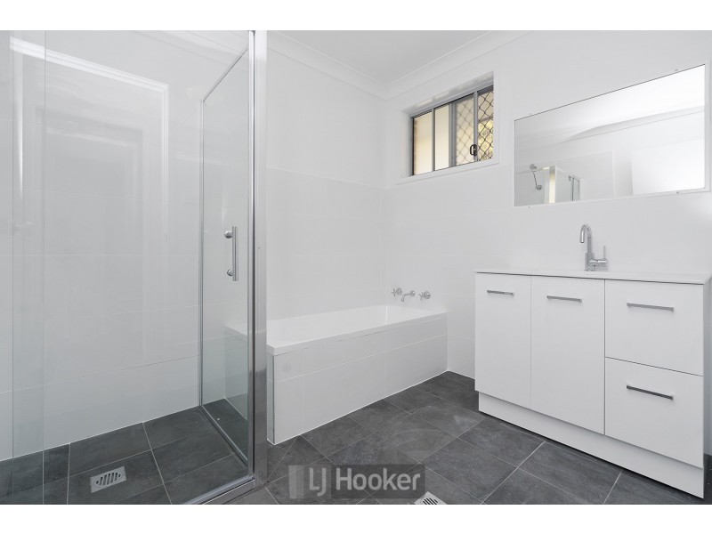 95 East Street, Warners Bay NSW 2282