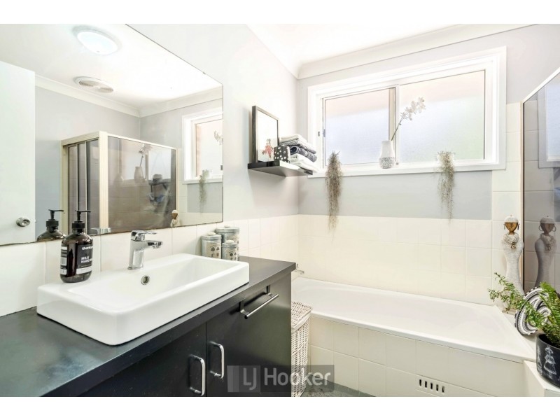 10/83 Mills Street, Warners Bay NSW 2282