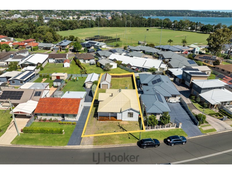 120 Medcalf Street, Warners Bay NSW 2282