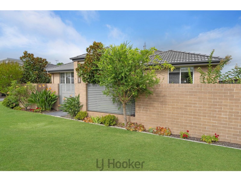 1/37 Walker Street, Warners Bay NSW 2282