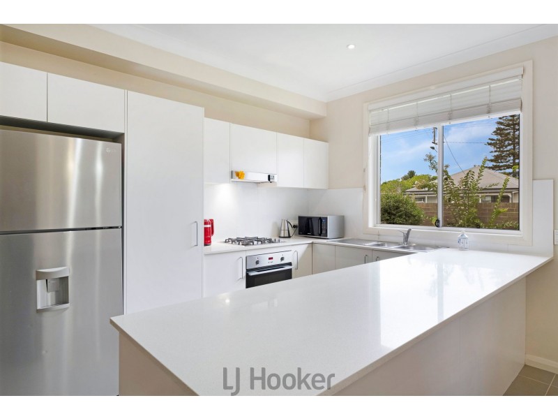 1/37 Walker Street, Warners Bay NSW 2282