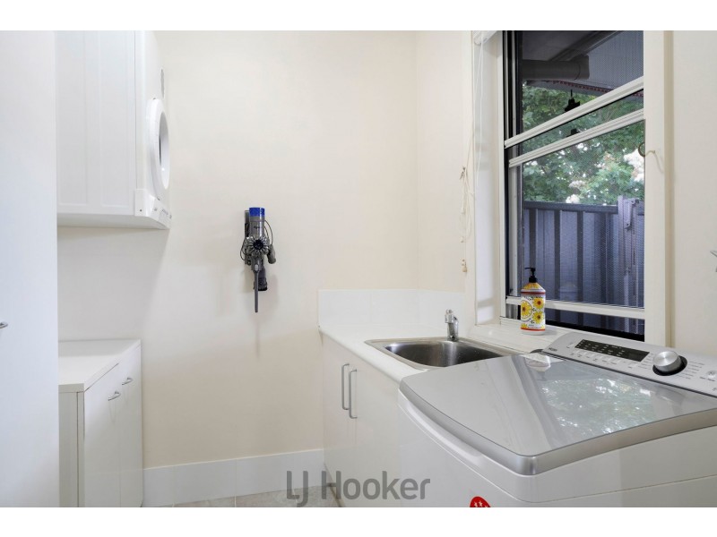 1/37 Walker Street, Warners Bay NSW 2282