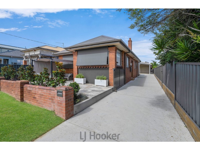 24 Albert Street, Belmont NSW 2280