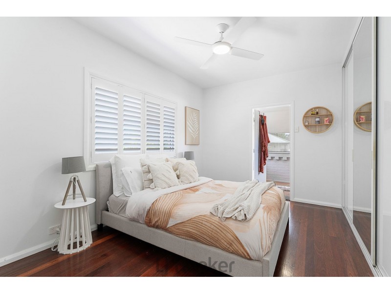 24 Albert Street, Belmont NSW 2280