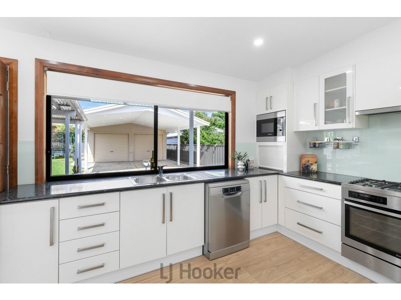 24 Albert Street, Belmont NSW 2280