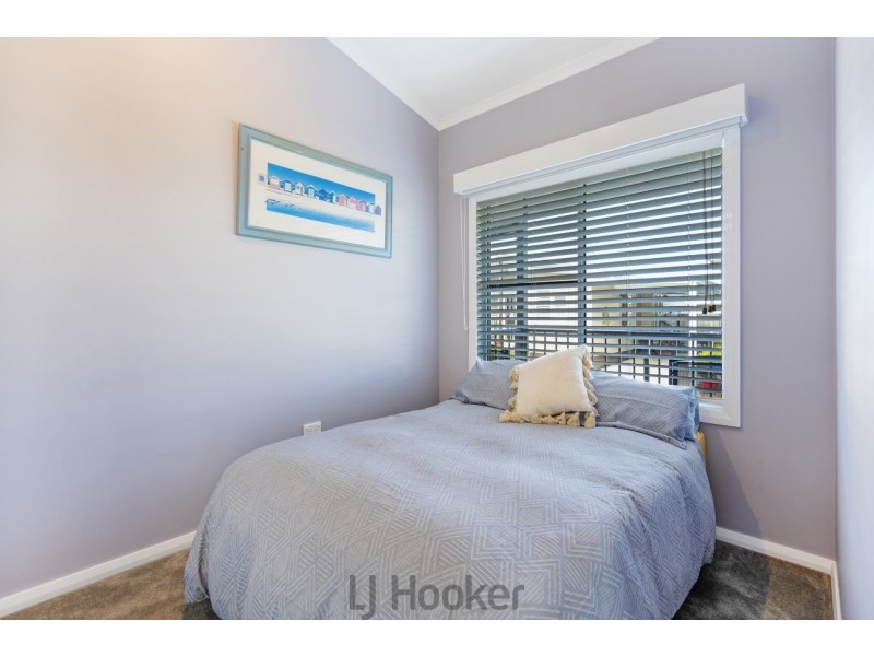 242/687 Pacific Highway, Belmont NSW 2280