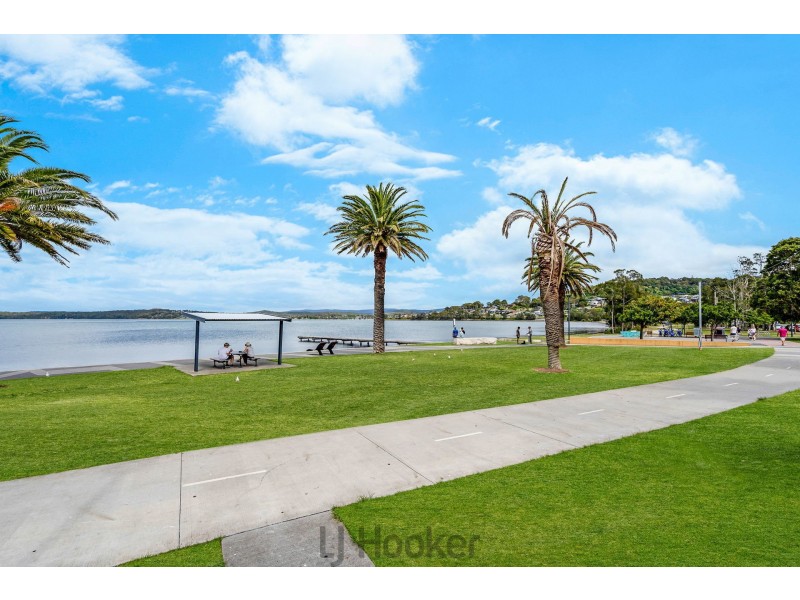 124/4 Howard Street, Warners Bay NSW 2282