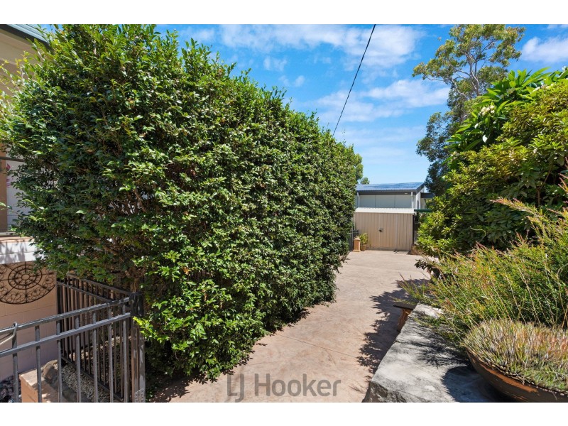 40 Sunlight Parade, Fishing Point NSW 2283