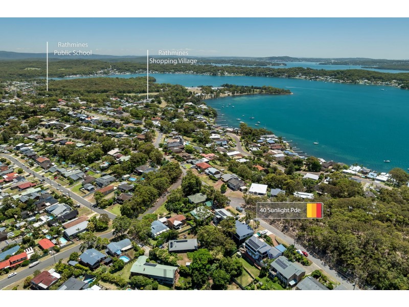 40 Sunlight Parade, Fishing Point NSW 2283