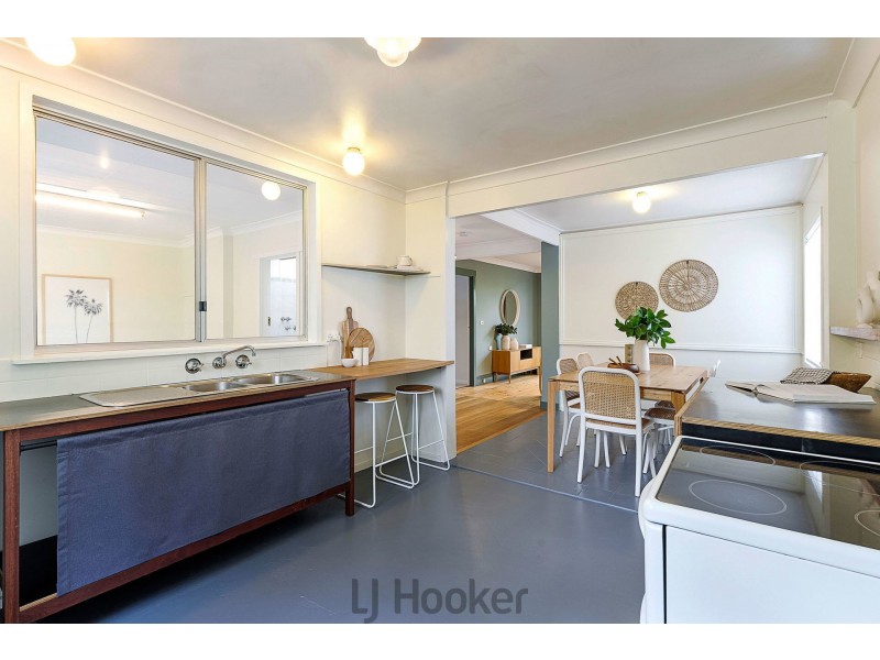 29 Coral Crescent, Gateshead NSW 2290