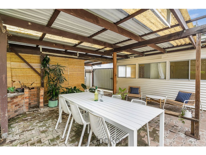 29 Coral Crescent, Gateshead NSW 2290