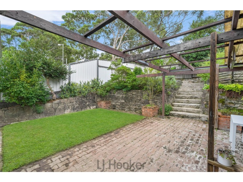 29 Coral Crescent, Gateshead NSW 2290