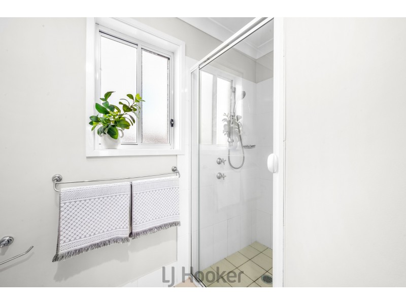 8 Kariboo Lane, Mount Hutton NSW 2290