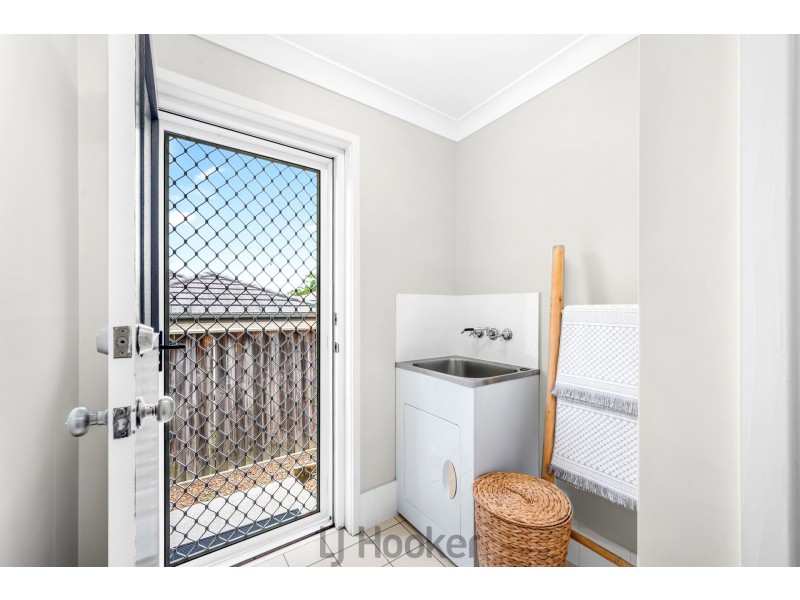 8 Kariboo Lane, Mount Hutton NSW 2290