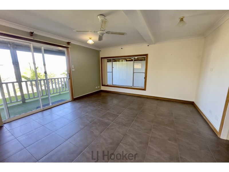 8a Berkeley Street, Speers Point NSW 2284