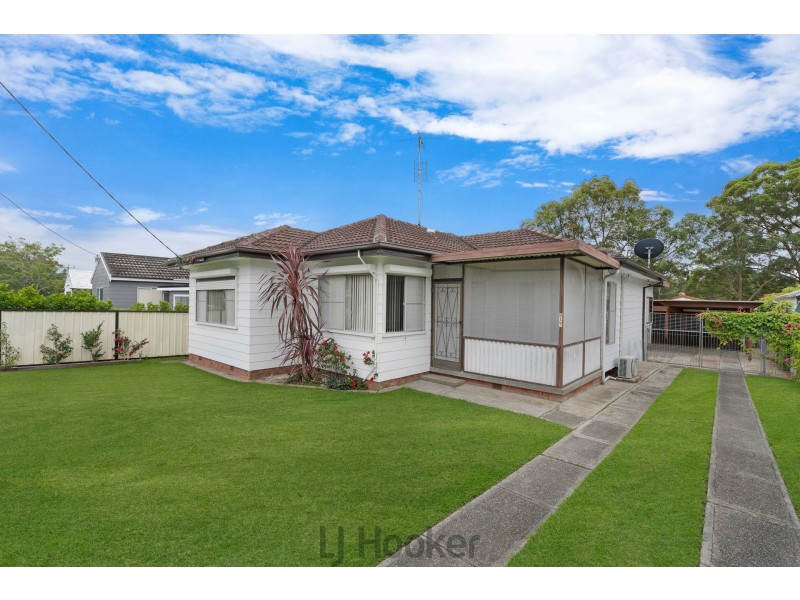 217 Awaba Road, Toronto NSW 2283