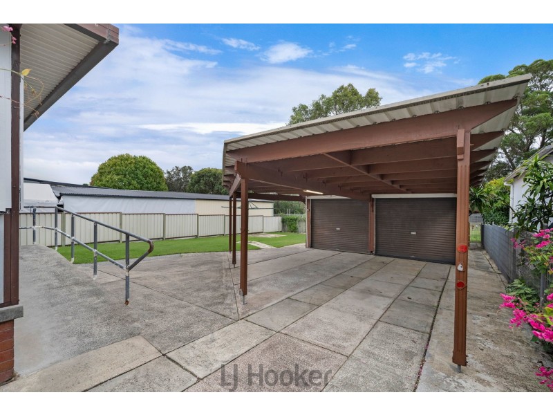 217 Awaba Road, Toronto NSW 2283