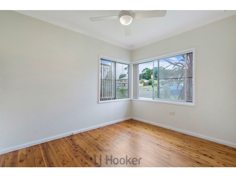 217 Awaba Road, Toronto NSW 2283