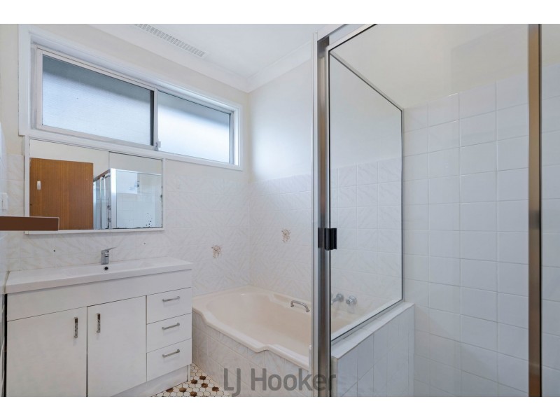 217 Awaba Road, Toronto NSW 2283