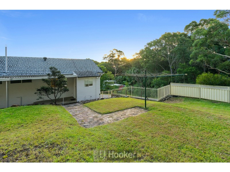 2 Bucklee Crescent, Warners Bay NSW 2282
