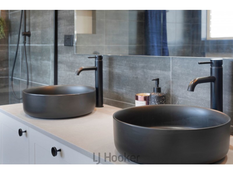 15 Sovereign Close, Floraville NSW 2280