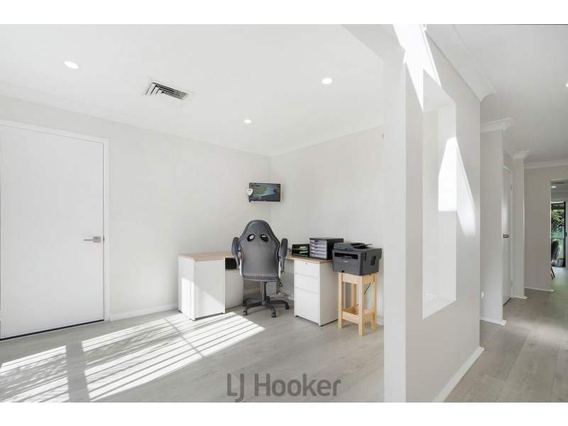 24 Sandalwood Avenue, Fletcher NSW 2287