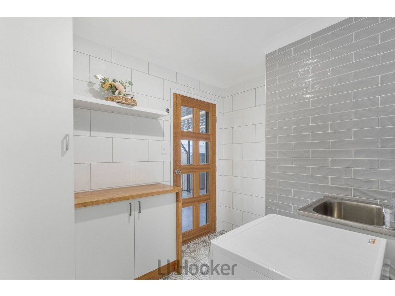 24 Sandalwood Avenue, Fletcher NSW 2287