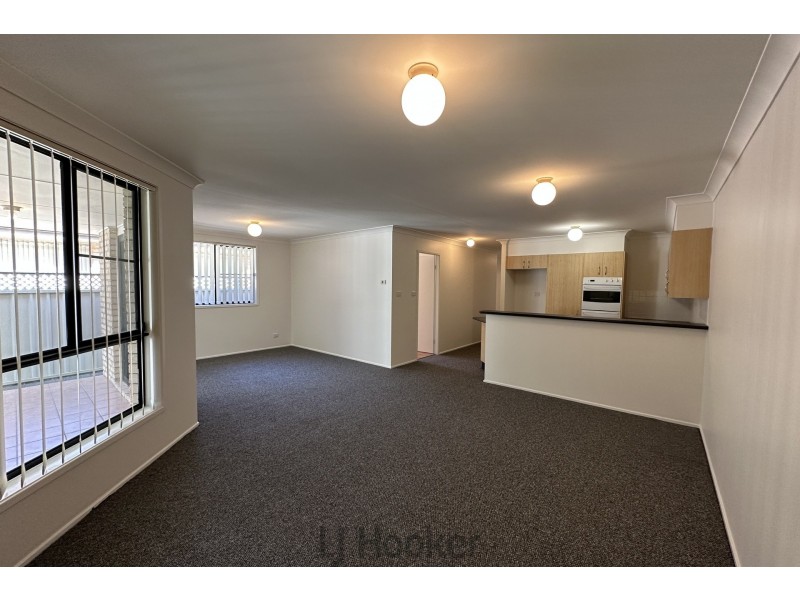 2/25 Seafarer Close, Belmont NSW 2280