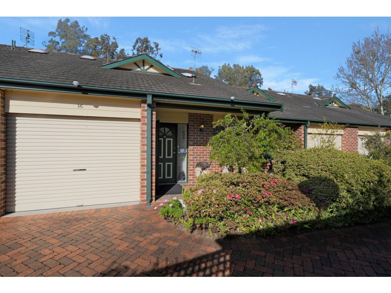 16/151 Ambleside Circuit, Lakelands NSW 2282