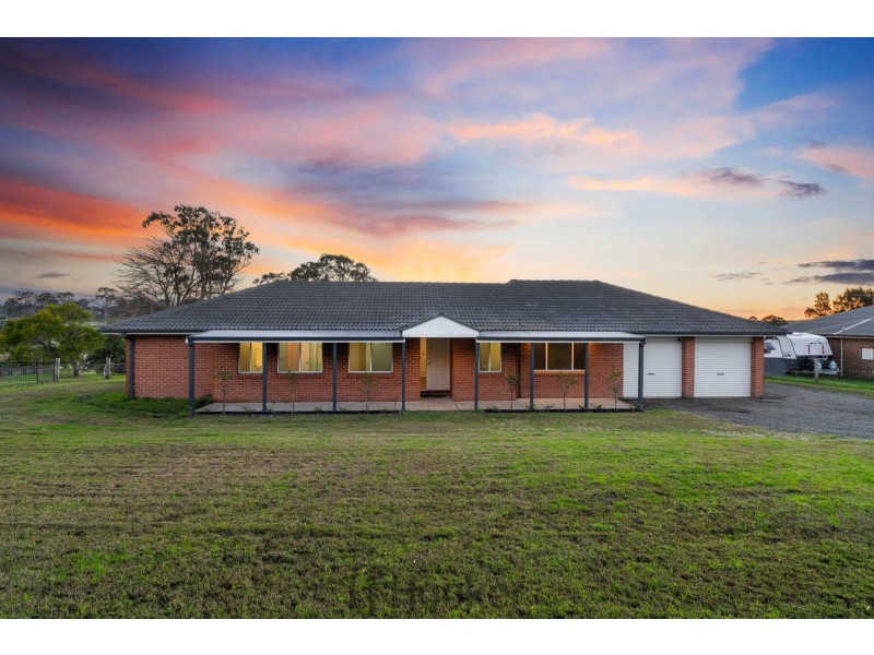 357 Aberglasslyn Road, Aberglasslyn NSW 2320