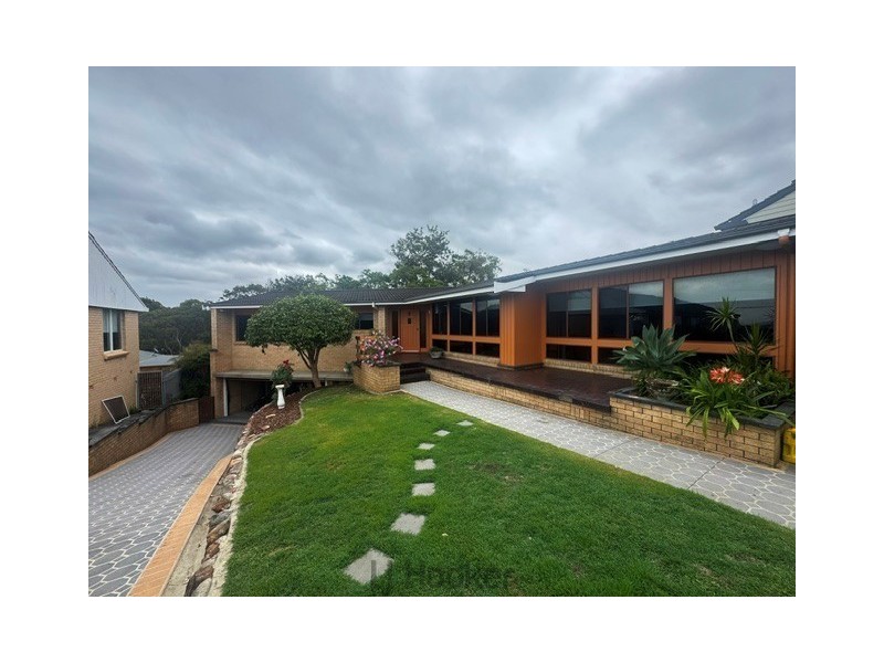 10 Aylward Street, Belmont NSW 2280