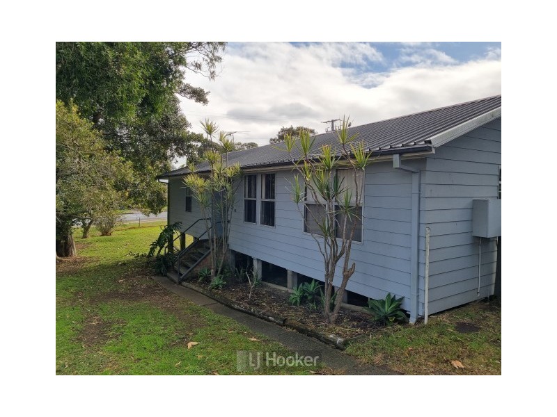 41 Park Parade, Booragul NSW 2284