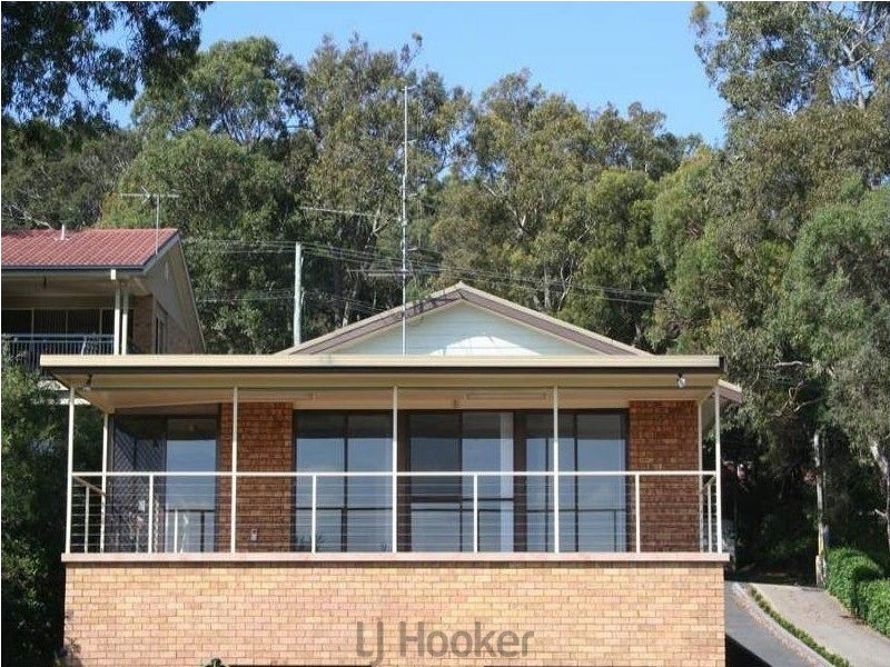 125 Coal Point Road, Coal Point NSW 2283