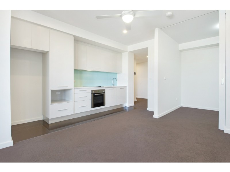 E204/11 Ernest Street, Belmont NSW 2280